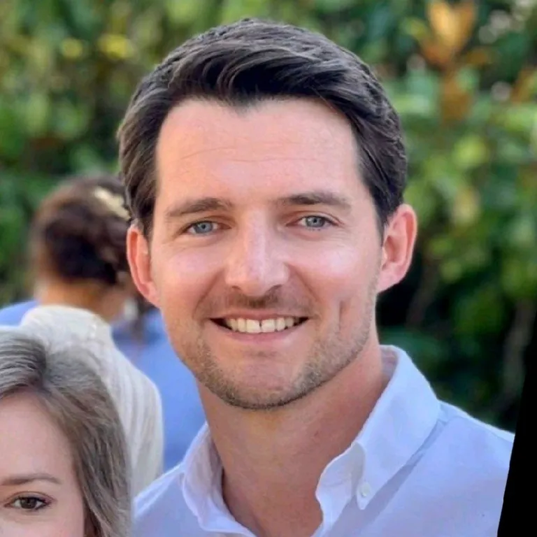 Interview de Victor PARIS de Aegerter Domaines & Signatures : pilotage financier d’un groupe viticole